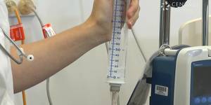 Intravenous medication administration – volume-controlled infusion set